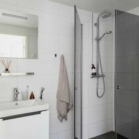 2ndhomes Two Storey With Sauna Huoneisto